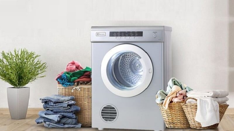 Máy sấy quần áo