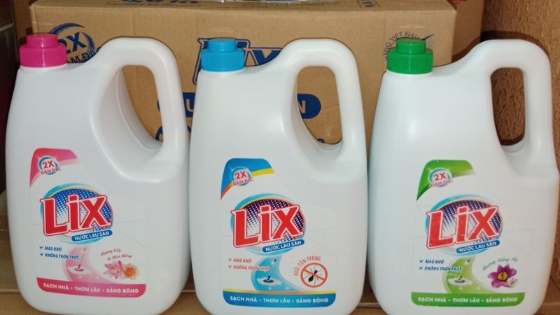 Nước lau sàn chống muỗi Lix