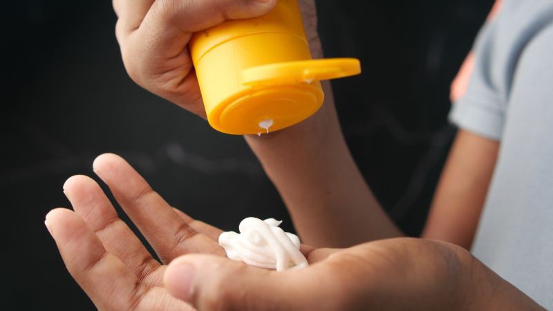 Do thành phần của kem chống nắng